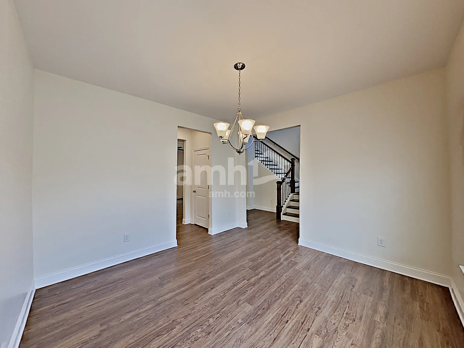 4 bed, 3.0 bath, 2435 sqft, $2,655 — Photo 4