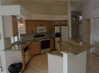 12821 Chartwell Dr, Fort Myers, FL 33912