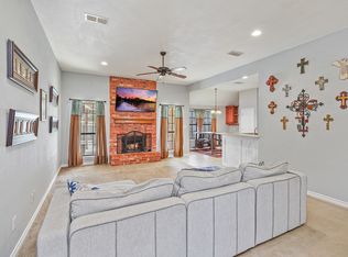 227 Southpeak Ln, Ponder, TX 76259