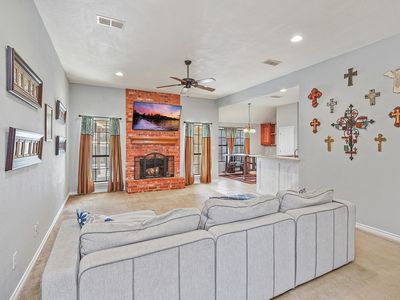227 Southpeak Ln, Ponder, TX, 76259