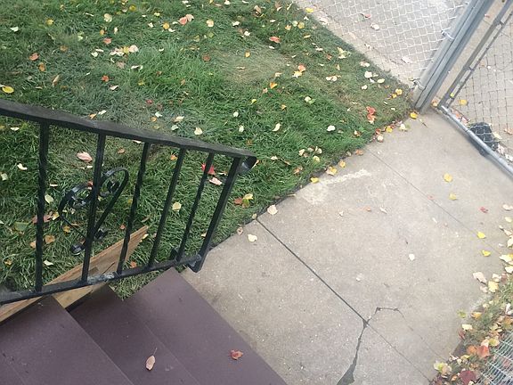 4th image of 2905 Belmont Ave