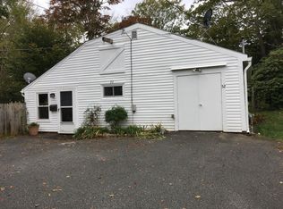 52 Boulevard Ter, Middletown, RI 02842