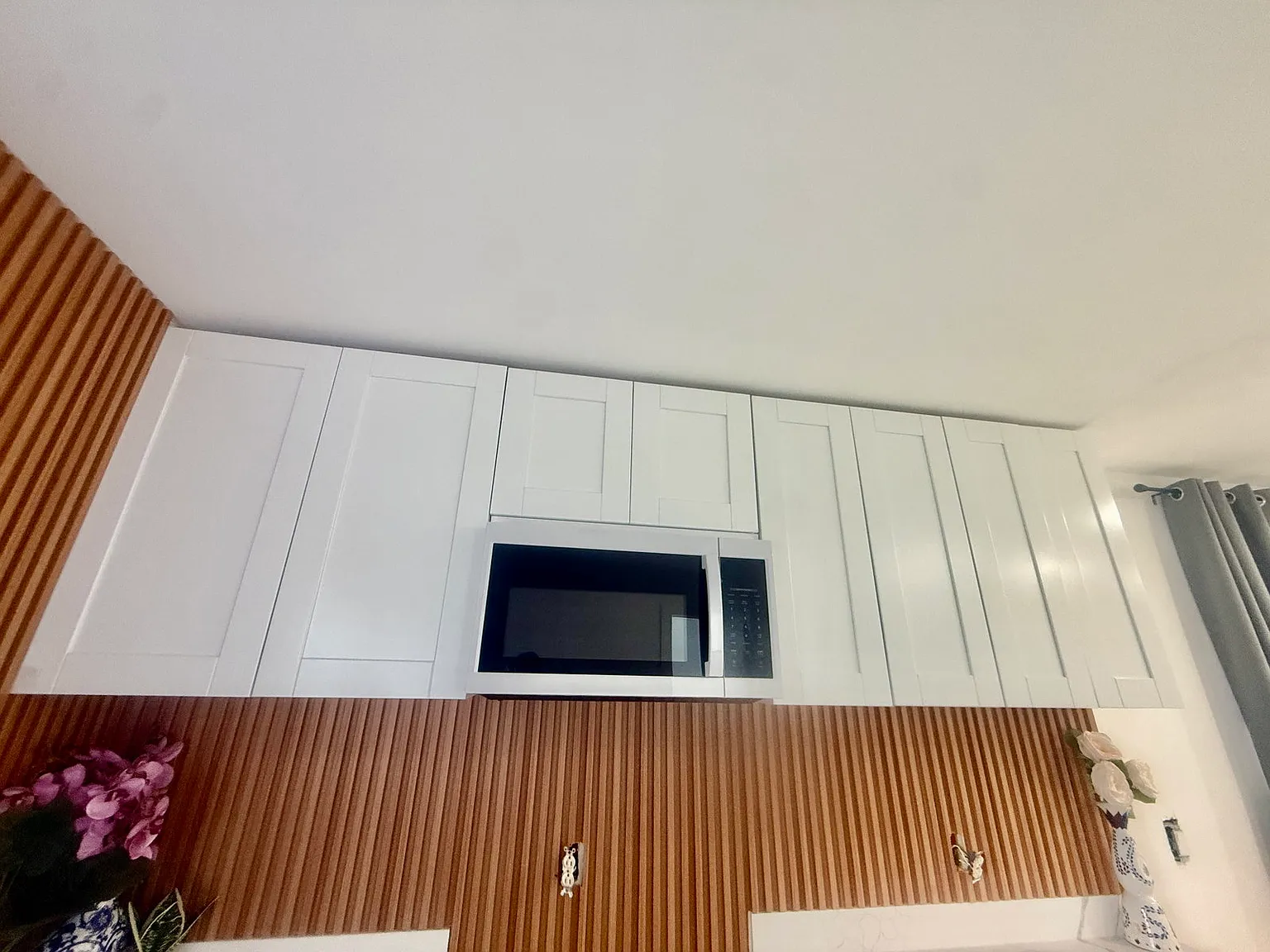 4 bed, 2.0 bath, 1300 sqft, $3,500 — Photo 2