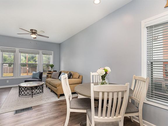 5th image of 4019 Deer Park Ave