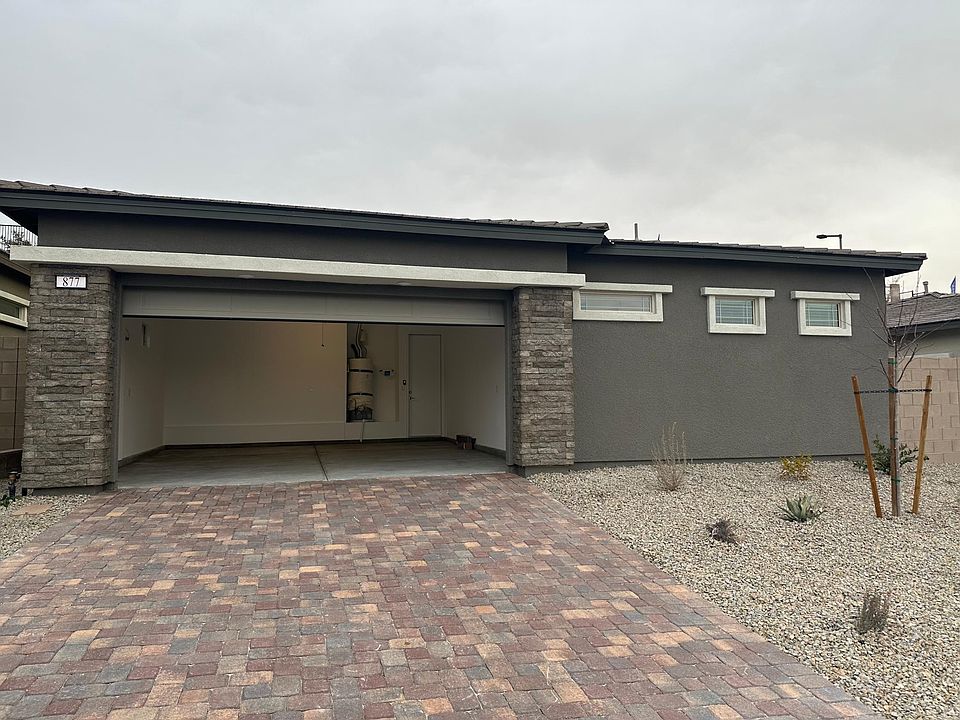 1st image of 877 Woodburn Ln