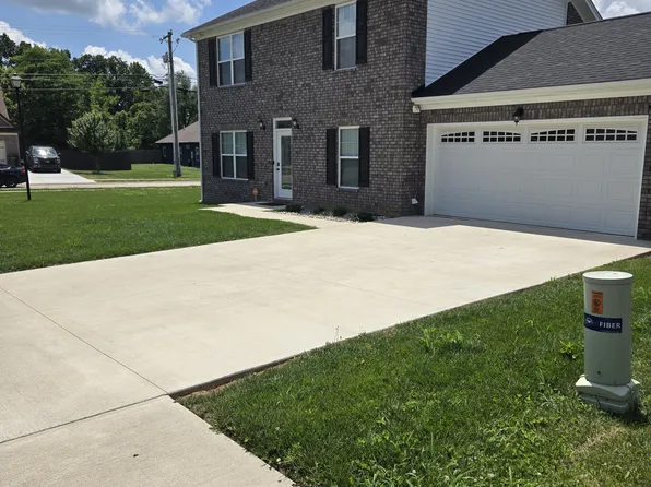 455 Cabernet Dr, Vine Grove, KY 40175