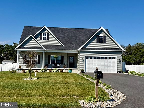 3rd image of 28033 King Farms Rd