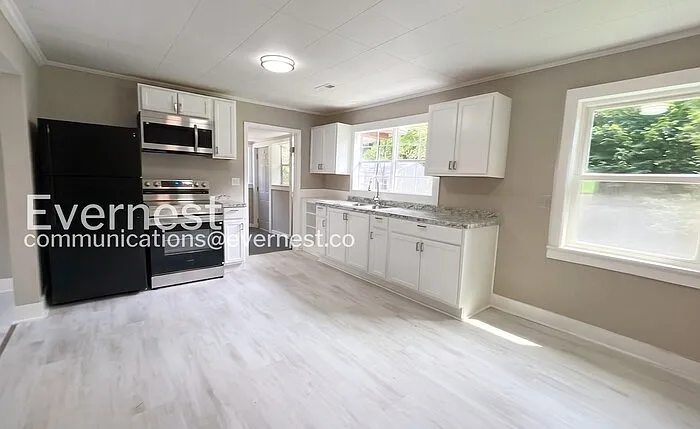 119 Westbrook Ave — Photo 3