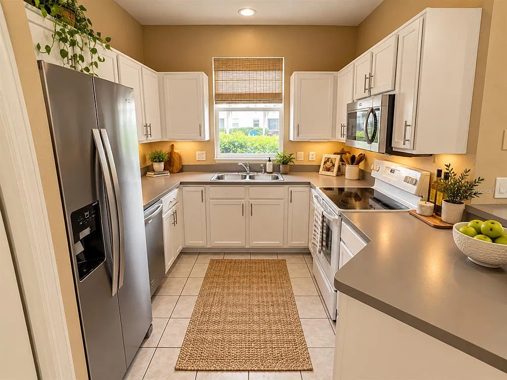 2 bed, 1.5 bath, 1252 sqft, $1,900 — Photo 3
