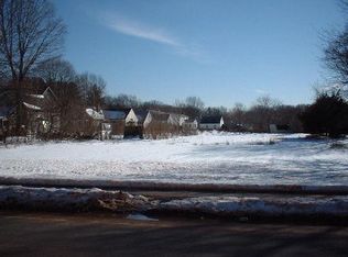 Ives Row, Cheshire, CT 06410