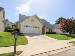50 Crescent St, Newnan, GA 30265