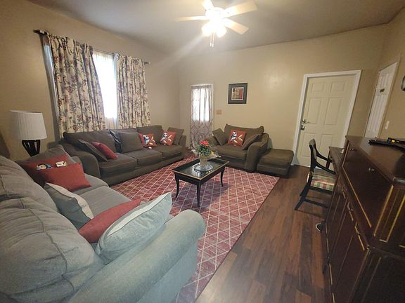 4th image of 2726 Fern Ave #3