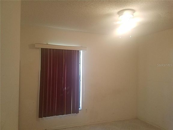 5th image of 2935 Hickory Creek Dr