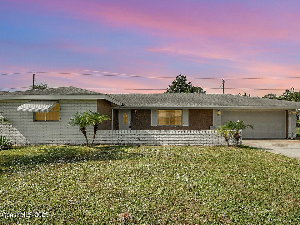 1st image of 608 Sacre Coeur Dr