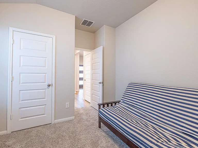 17705 Hanson Ridge Dr — Photo 26