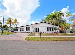 17600 NE 2nd Ct, North Miami Beach, FL 33162