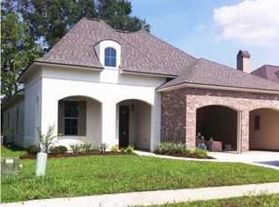 209 Country Park Dr, Youngsville, LA 70592