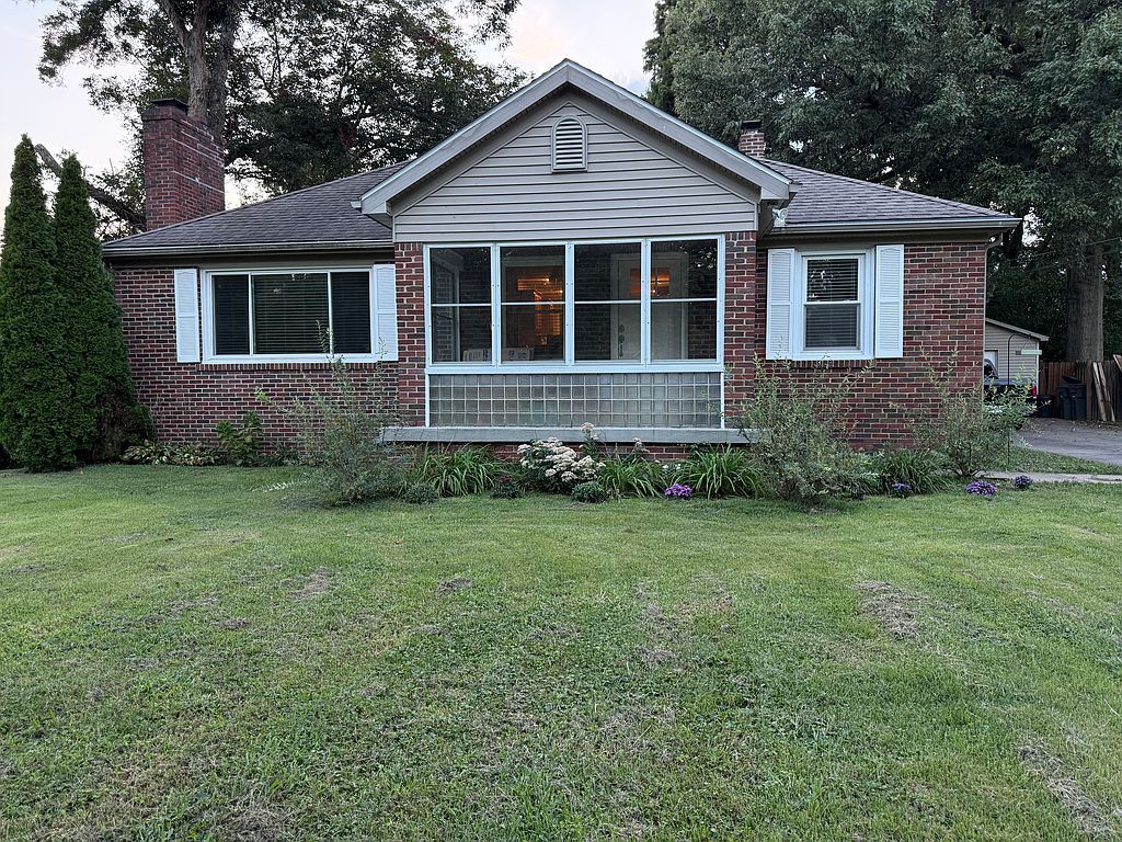 1327 Thompson Ave - Property Image