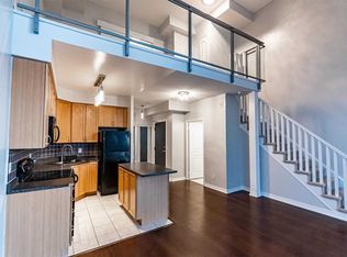223 Webb Dr #2114, Mississauga, ON L5B 0E8
