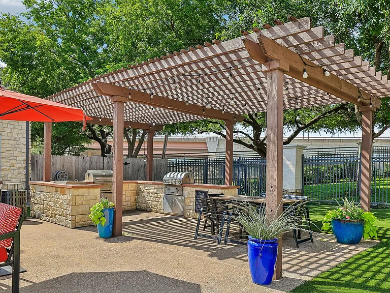 Regency Dell Ranch Apartments — Photo 44