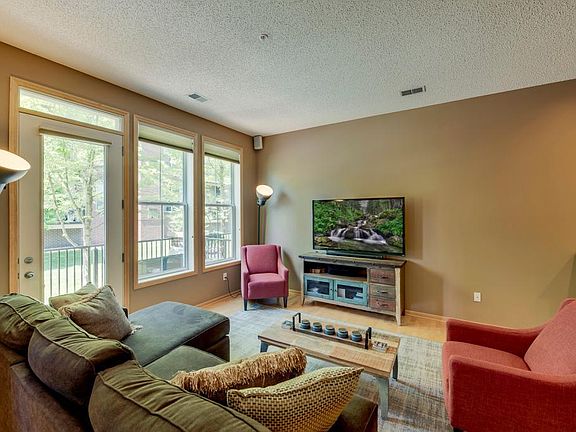 4th image of 3700 Wooddale Ave S Unit 13