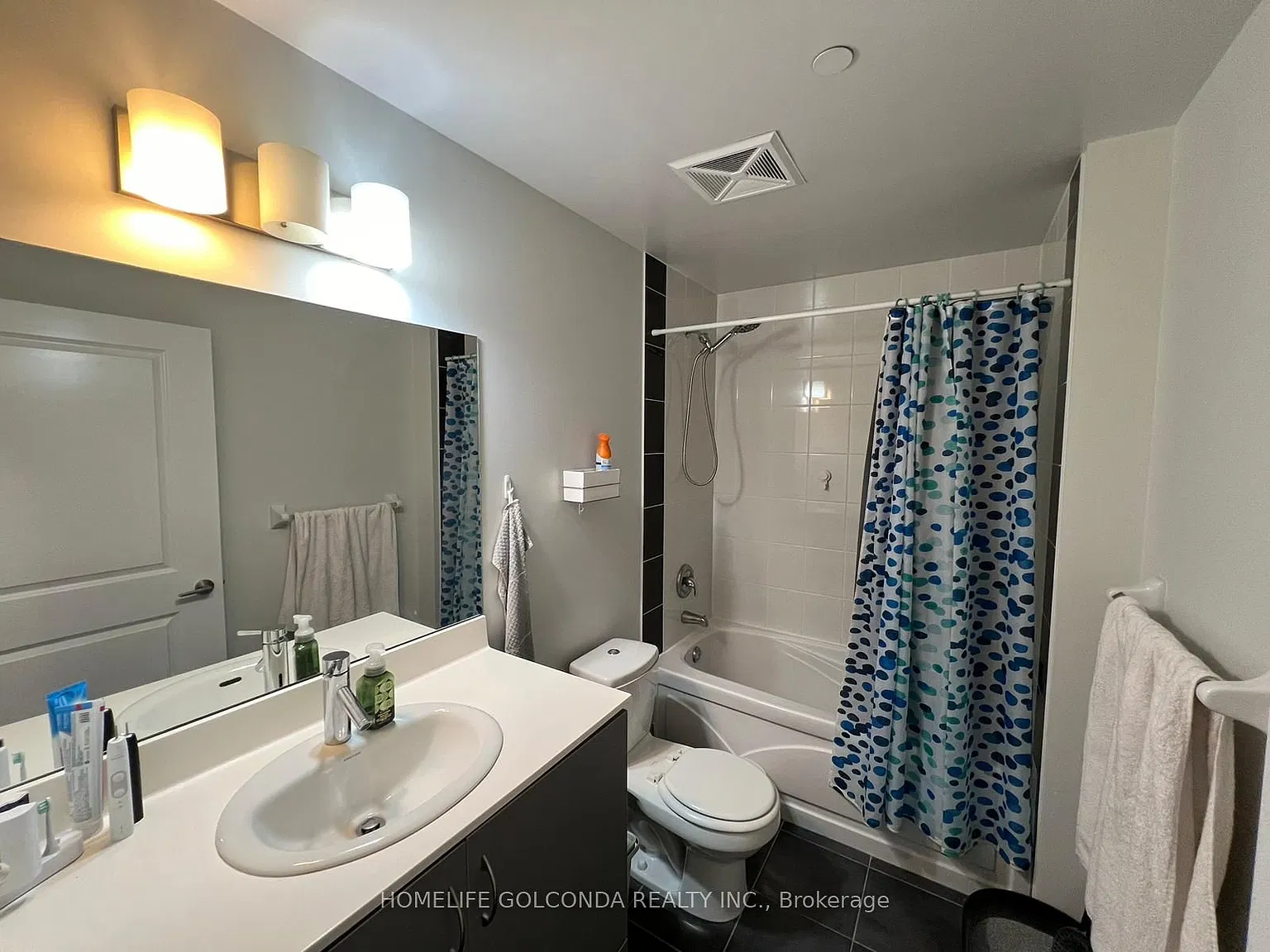 2 bed, $2,600 — Photo 4
