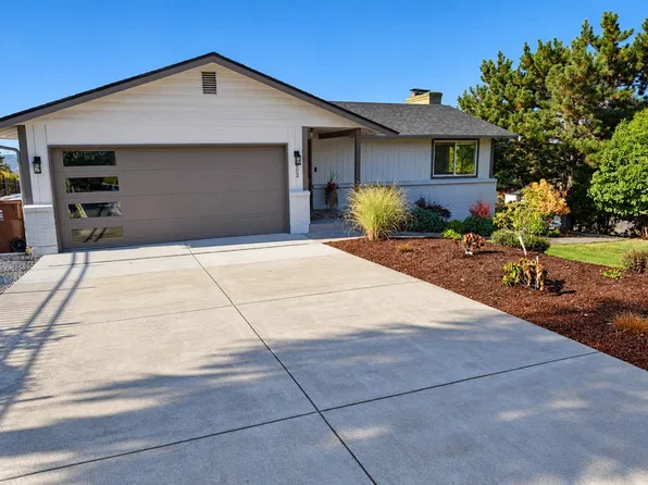 902 S Locust Lane, Tacoma, WA 98465