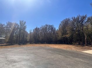 128 W Maunalua Dr, Bastrop, TX 78602