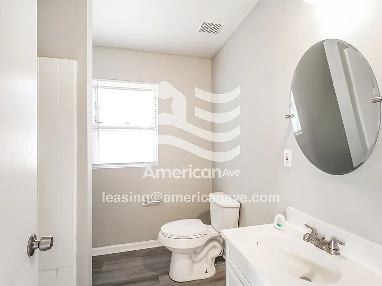 1113647_009_main_bathroom_13853759.jpg