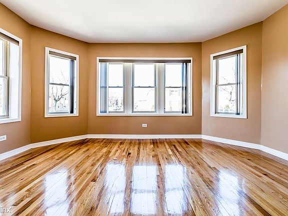 8057 S Dobson Ave Apartments Chicago Living Room-2