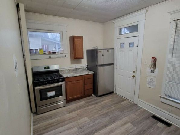 69 E Lane Ave #71A
