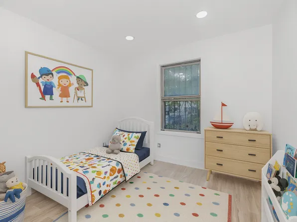 975 East 178th Street image 15 of 28