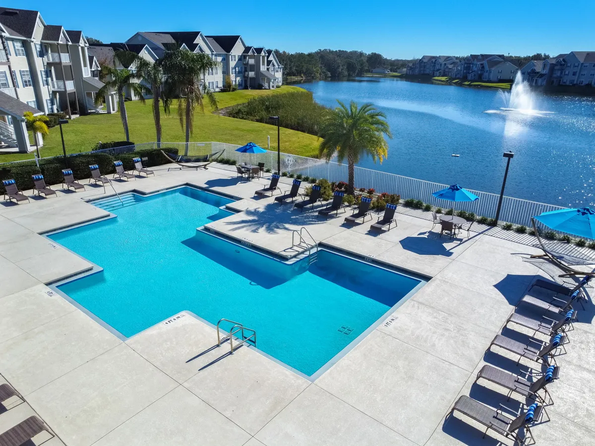 Primary Photo - Village at Lake Highland Apartments