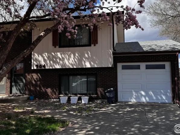 904 Red Fir Pl, Loveland, CO 80538