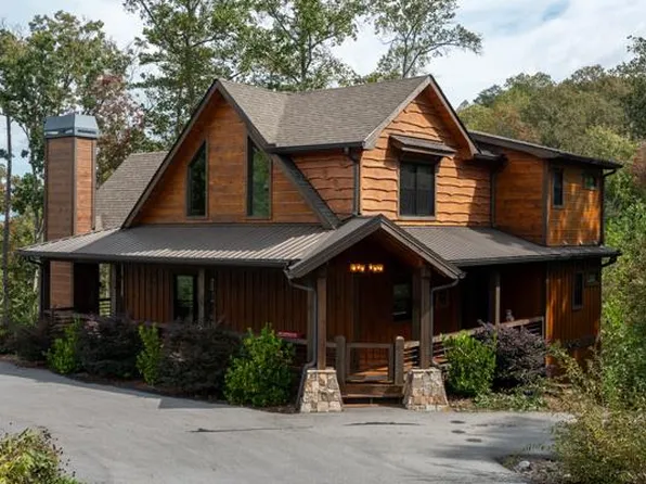 320 Amber Rdg, Blue Ridge, GA 30513