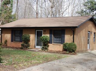 1704 Chester Valley Ct, Clemmons, NC 27012