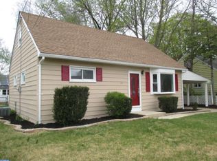 212 Woodpecker Ln, Mount Holly, NJ 08060