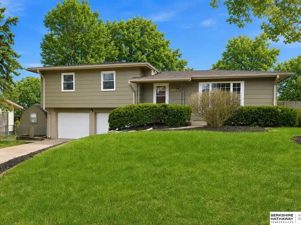 3005 N 95th St, Omaha, NE 68134