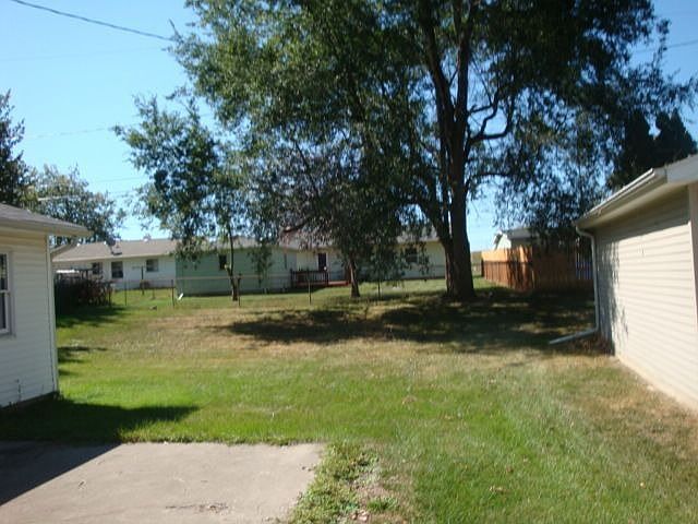 2nd image of 1140 June Ln