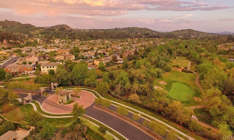 2404 Pine Valley Gln, Escondido, CA 92026 Zillow