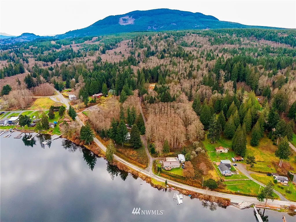 0 XX W Lake Samish Drive photo 1