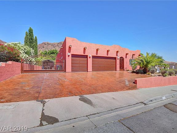 3rd image of 732 Marina Dr