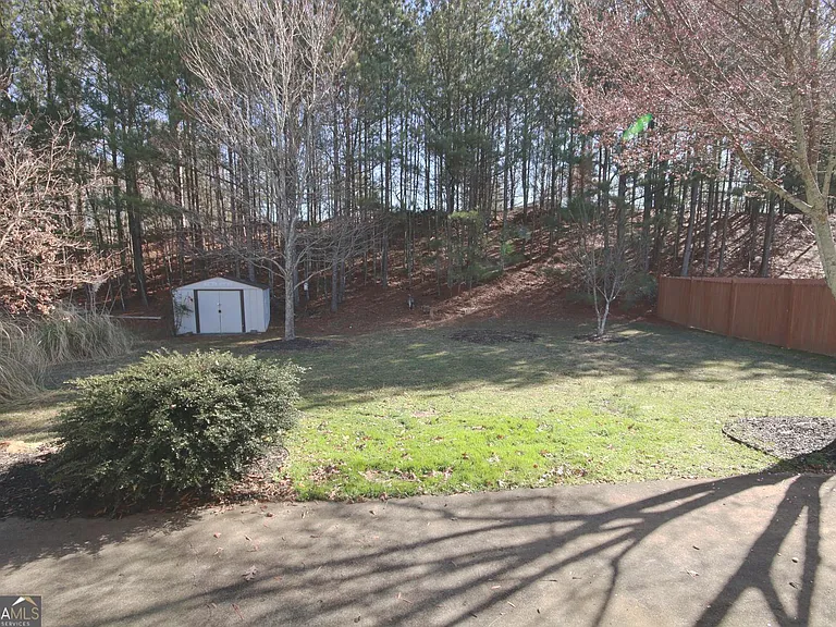442 Crestmont Ln — Photo 23