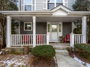 2331 Woodhill Ct, Plainfield, IL 60586