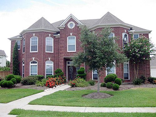 1st image of 11805 Crescent Bluff Dr