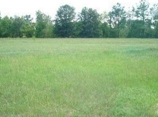 221 Pioneer Ct, Lillington, NC 27546