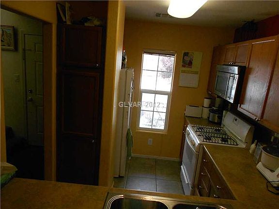 3rd image of 9057 Tailor Made Ave