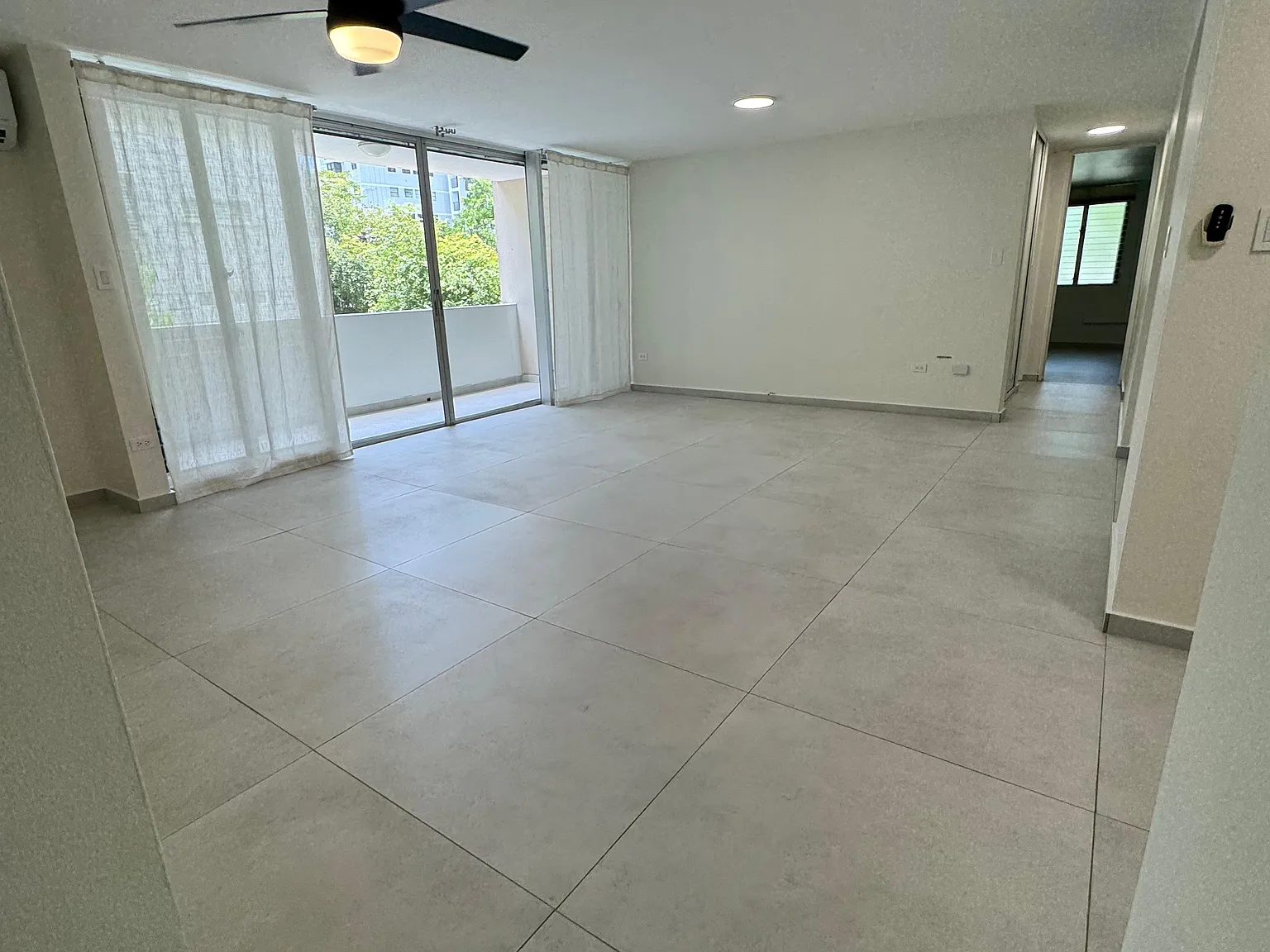 3 bed, 1352 sqft, $3,500 — Photo 1