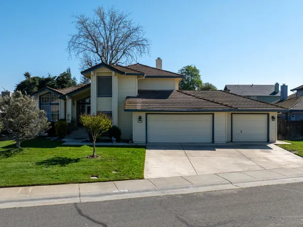 319 Shelduck Ln, Galt, CA 95632