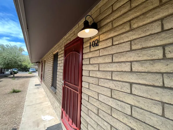 316-330 S. Hardy Dr.